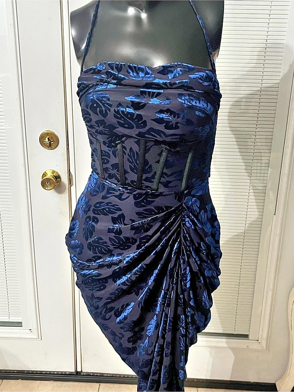 Fashion Nova Honolulu Evenings Velvet Midi Dress Mini Dress in Blue & Black Size